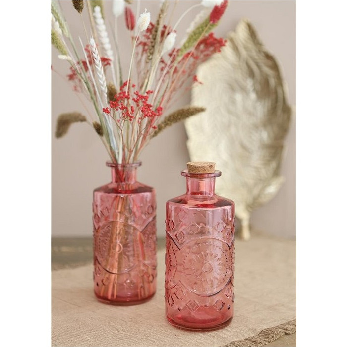 Prachtige fles 21cm hoog roze glas met kristal motief
